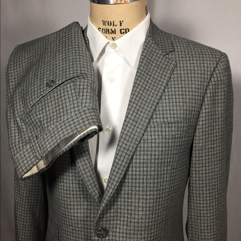 HIGH END! Grey Flannel Suit Wool Size 40